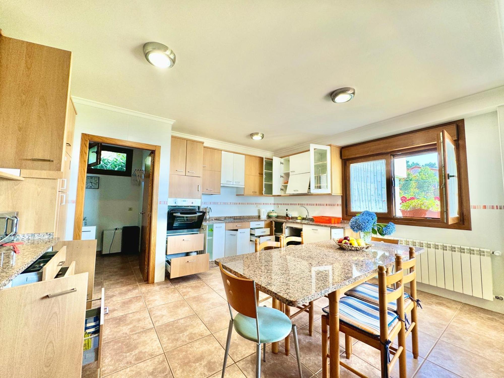 Rooms Peregrinos B Casa Alicia Rosal Екстериор снимка