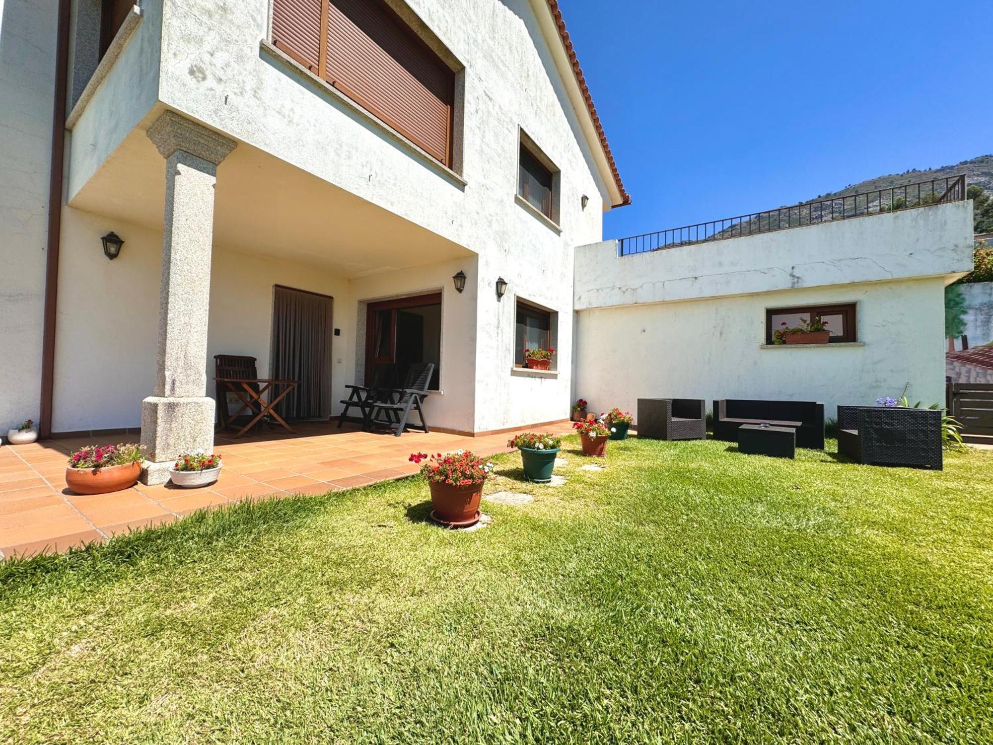 Rooms Peregrinos B Casa Alicia Rosal Екстериор снимка