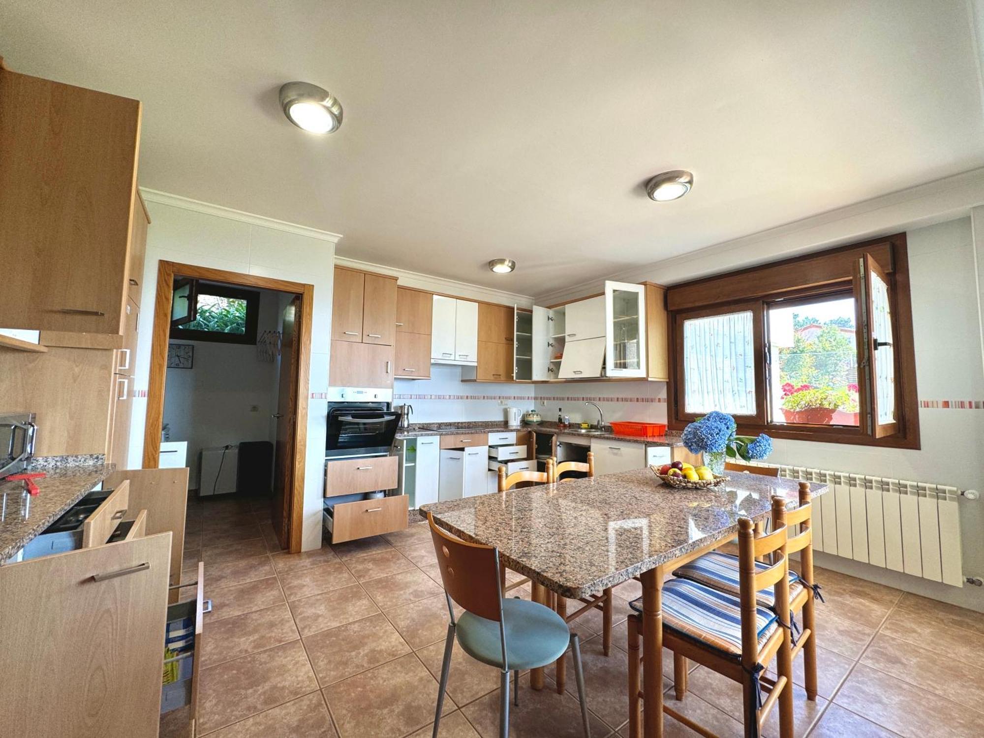 Rooms Peregrinos B Casa Alicia Rosal Екстериор снимка